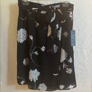 Gibson x Hi Sugarplum Black and White A-Line Mini Skirt Casual